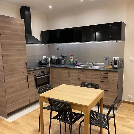 Apartment Spacious 2 Bedroom Apt - Ternes Paris